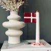 VIAMAJA Pynte Genstande|Højtider<Flag keramik – Dannebrog m. Rosa fod