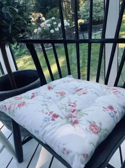 VIAMAJA Havehynder|Sommerhus<Futon hynde – Flora 40×40