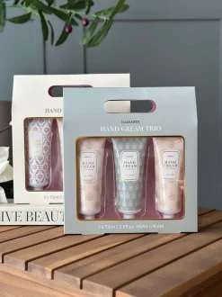 VIAMAJA Sæber Og Duftlys|Tilbehør Til Badeværelse<Gavesæt - MIX Rose / Green