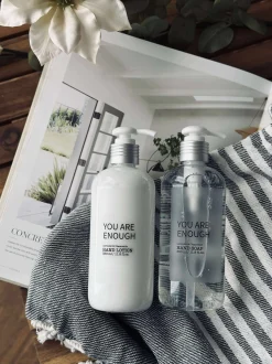 VIAMAJA Sæber Og Duftlys|Tilbehør Til Badeværelse<Gavesæt - SOAP & LOTION