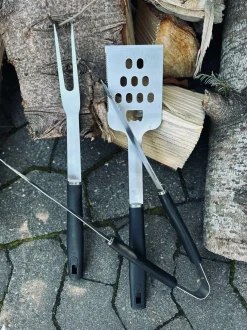 VIAMAJA Bestik Og Køkkenredskaber|Diverse Haveliv<Grillredskaber med sort skaft – Sæt med 3 dele