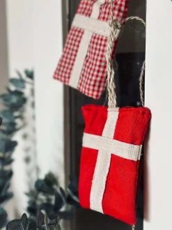 VIAMAJA Højtider|Jul<Guirlande med 5 flag
