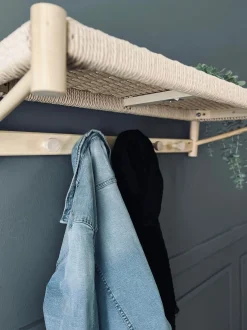 VIAMAJA Knagerække<Hattehylde med flet