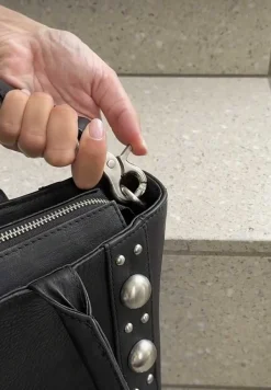VIAMAJA Skuldertasker|Shoppere<Håndtaske med nitter