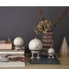 VIAMAJA Interiør|Pynte Genstande<Hoptimist - Bumble - Latte - Small
