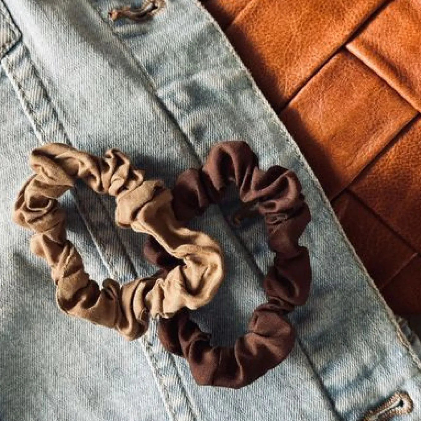 VIAMAJA Hår Accessories<Hårelastikker Scrunchie Brown - 2 stk