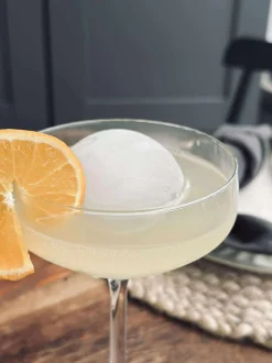 VIAMAJA Alt Til Vin<Isterninger - 4 ICE BALLS