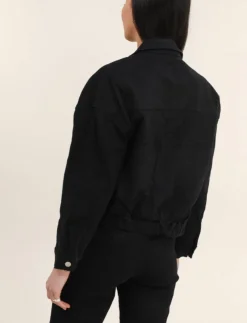 VIAMAJA Jakker<Jakke Hally black