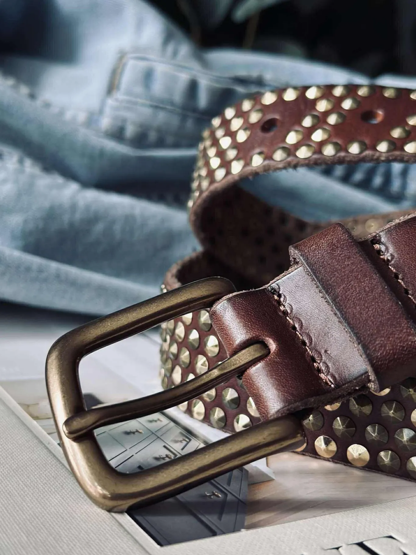 VIAMAJA Bælter<Jeans bælte med nitter - Brown/ gold