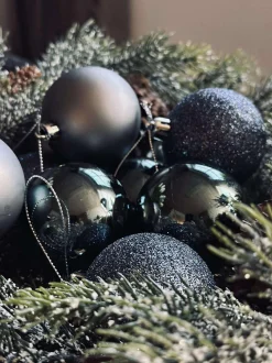 VIAMAJA Jul|Restparti<Julekugler Navy - 10stk.
