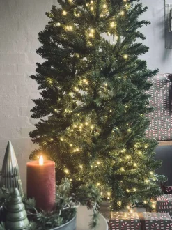 VIAMAJA Lys Og Led|Jul<Juletræ med lyskæde