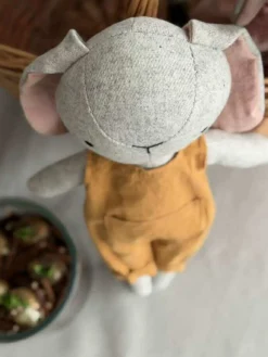 VIAMAJA Påske<Kanindreng og Kaninpige