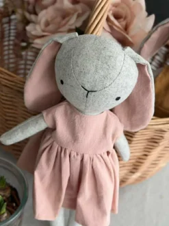 VIAMAJA Påske<Kanindreng og Kaninpige