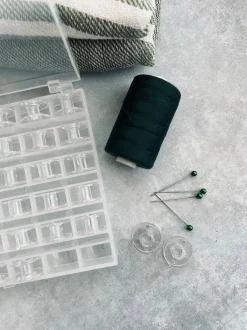 VIAMAJA Kreativ Opbevaring<Kasse med 36 spoler