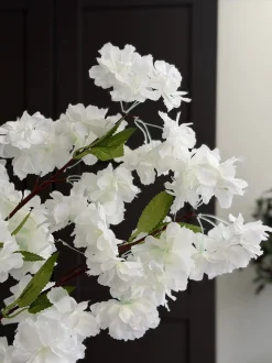 VIAMAJA Blomster<Kirsebærgren med lys - Hvid