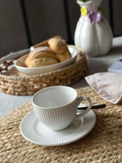 VIAMAJA Krus, Kopper Og Glas|Porcelæn Og Stentøj<Kop og underkop - Riflet porcelæn