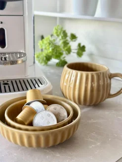 VIAMAJA Krus, Kopper Og Glas|Porcelæn Og Stentøj<Krus VIGA Strib - Sennep