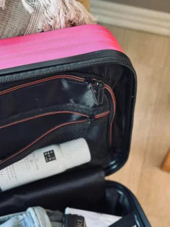 VIAMAJA Kufferter<Kuffert Trolley - Magenta pink