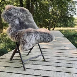VIAMAJA Korthåret|Langhåret<Lammeskind i flot mocca farve