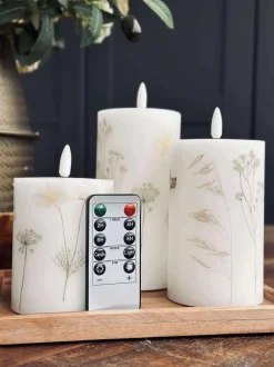 VIAMAJA Lys Og Led|Led Bloklys<LED bloklys FLOWER – Sæt m. 3 stk og fjernbetjening
