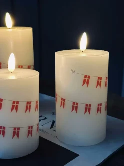 VIAMAJA Lys Og Led|Led Bloklys<LED bloklys med flag – Sæt med 3 stk og fjernbetjening