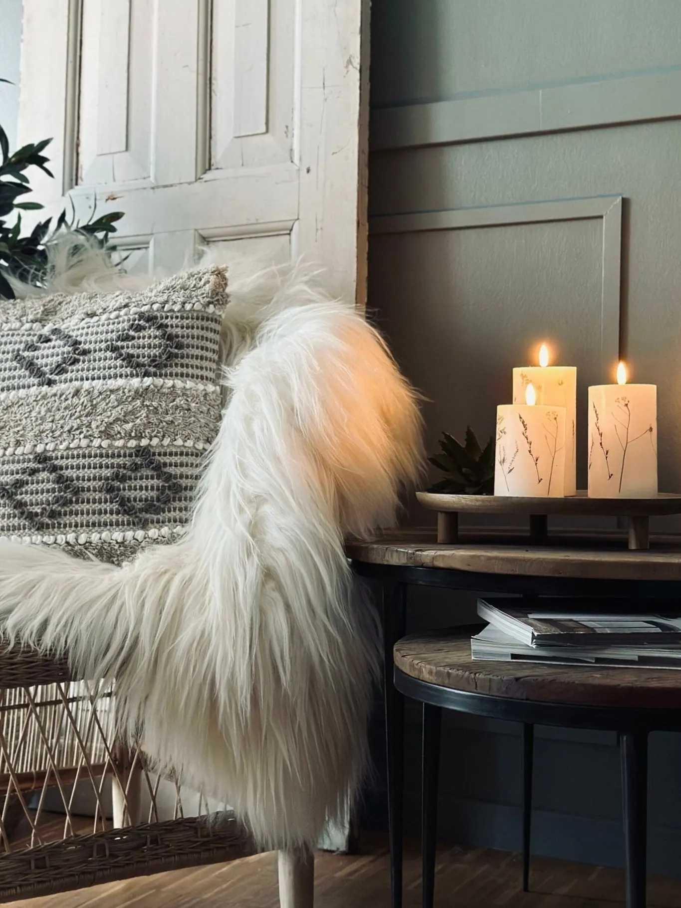VIAMAJA Lys Og Led|Led Bloklys<LED bloklys WILD FLORA – Sæt m. 3 stk og fjernbetjening
