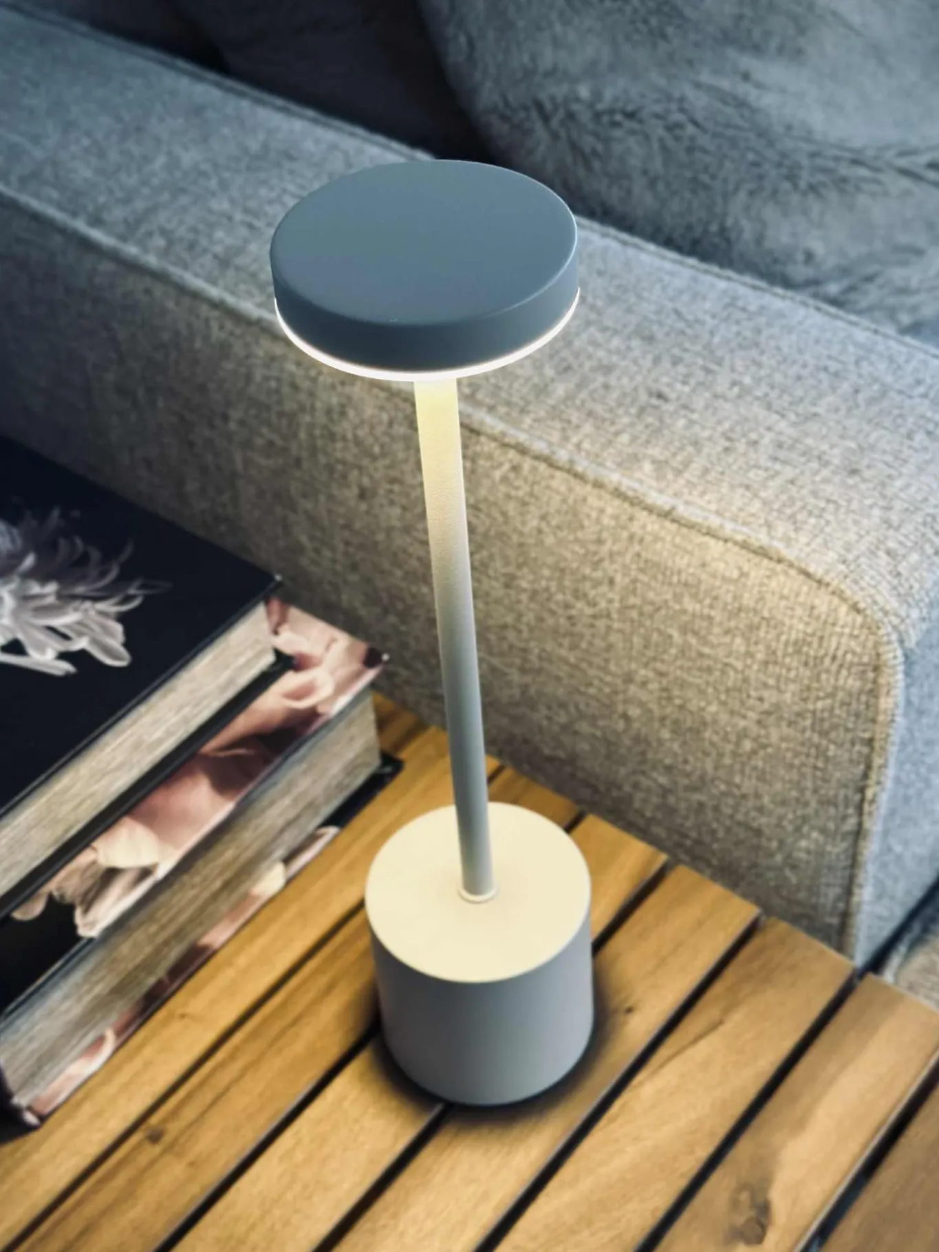 VIAMAJA Lys Og Led|Led Lamper<LED bordlampe KELLY Creme - genopladelig
