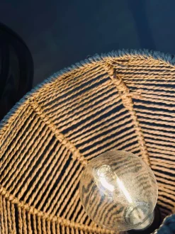 VIAMAJA Lys Og Led|Udendørs Led<LED lampe til batterier m. Timerfunktion