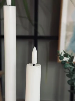 VIAMAJA Lys Og Led|Led Fyrfadslys<LED Lyspakke med 8 dele - Hvid