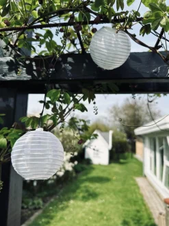 VIAMAJA Lys Og Led|Udendørs Led<Led solcelle lyskæde, 10 hvide kugler