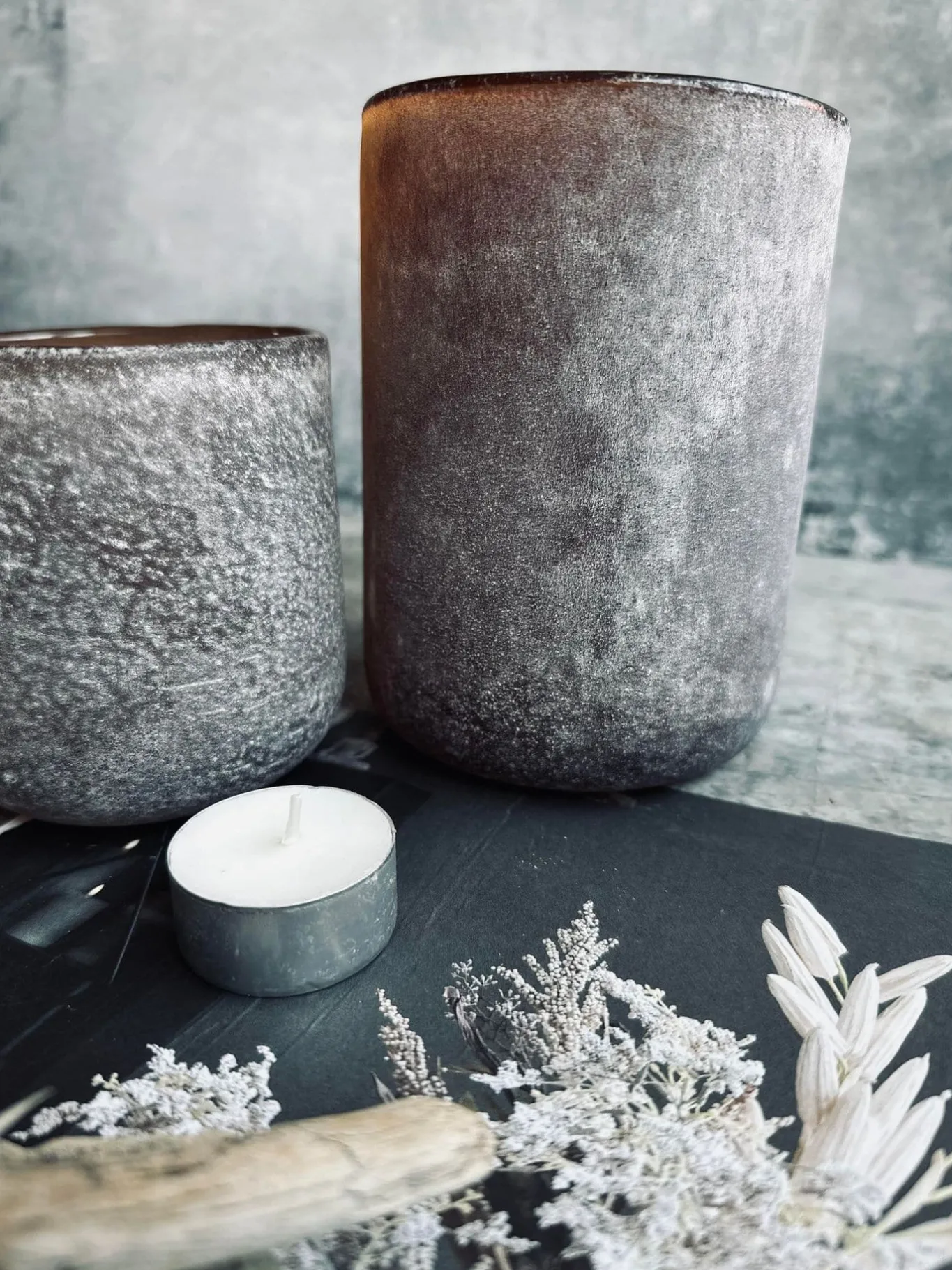 VIAMAJA Lysestager<Lysestage FROST dark - Lille