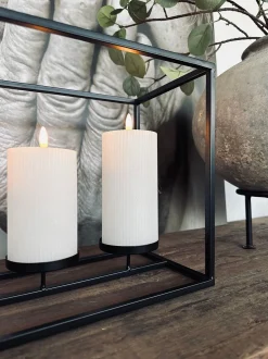 VIAMAJA Lysestager|Restparti<Lysestage til 3 bloklys - Black