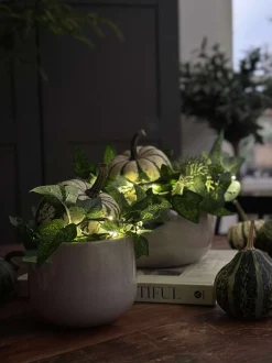 VIAMAJA Lys Og Led|Blomster<Lyskæde med grønne efeublade - 290cm