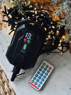 VIAMAJA Lys Og Led|Udendørs Led<Lyskæde med solceller og USB - 240 led lys