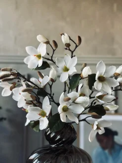 VIAMAJA Blomster<Magnoliagren - 52cm