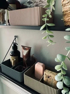 VIAMAJA Makeup Opbevaring|Kreativ Opbevaring<Makeup organiser med opdeling – Grå