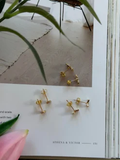 VIAMAJA Ørestikker<Mix box med 6 øreringe - Samira 18k forgyldt