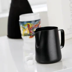 VIAMAJA Kander Og Karafler|Kaffe Og Te Tilbehør<Mælkekande Black - 0,60 ltr.