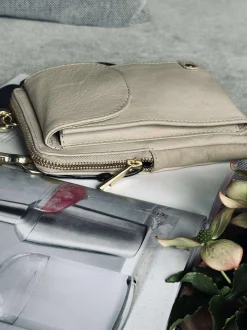 VIAMAJA Læder Tasker|Mobiltasker<Mobiltaske - Sand / gold