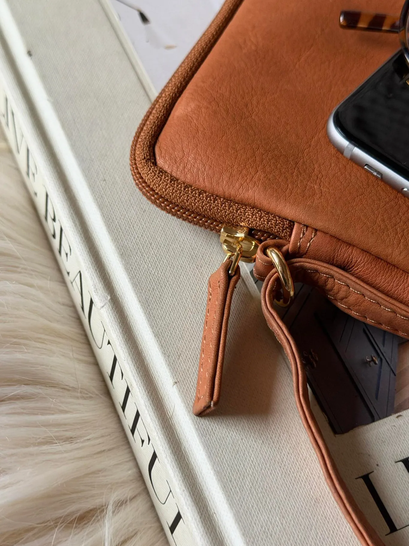 VIAMAJA Læder Tasker|Mobiltasker<Mobiltaske Misse - Cognac / gold