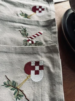 VIAMAJA Duge Og Mundservietter|Jul<Mundservietter Jul Nostalgi - 4 stk