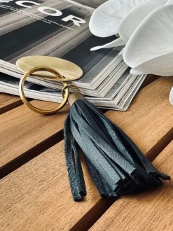 VIAMAJA Nøgleringe<Nøglering med kvast - Black leather