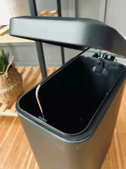 VIAMAJA Skraldespande|Tilbehør Til Badeværelse<Pedalspand i sort metal - 5 liter