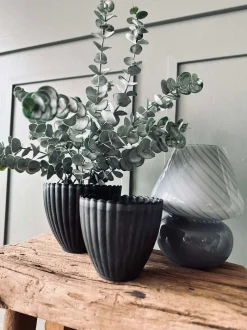 VIAMAJA Urtepotter|Interiør<Potte i beton look - Lille Grå