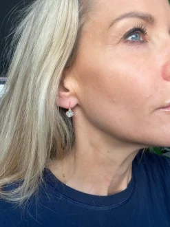 VIAMAJA Hoops<Øreringe ELLIE - forgyldt og besat med zirkoner