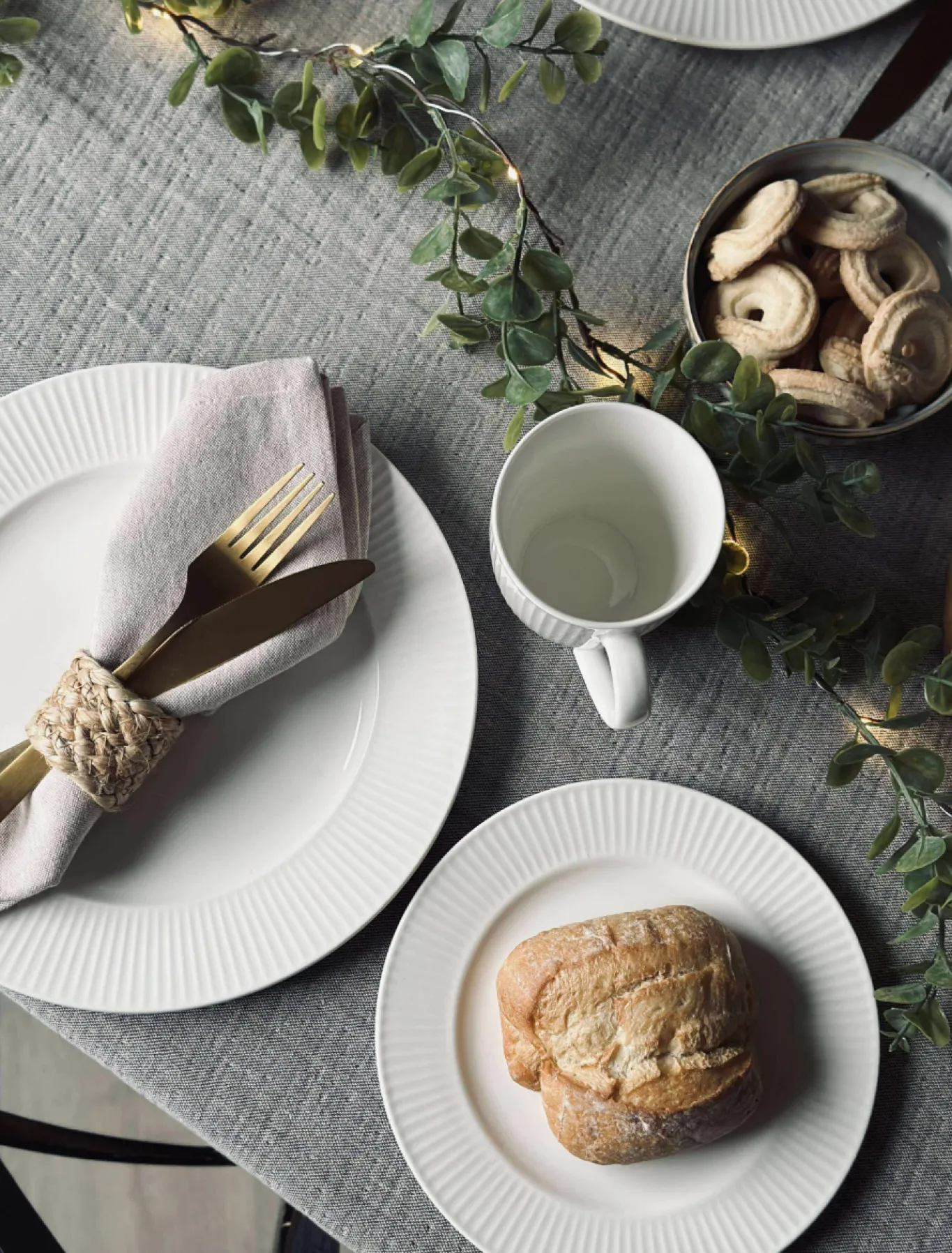 VIAMAJA Krus, Kopper Og Glas|Porcelæn Og Stentøj<Riflet porcelæn til 4 personer - 16 dele