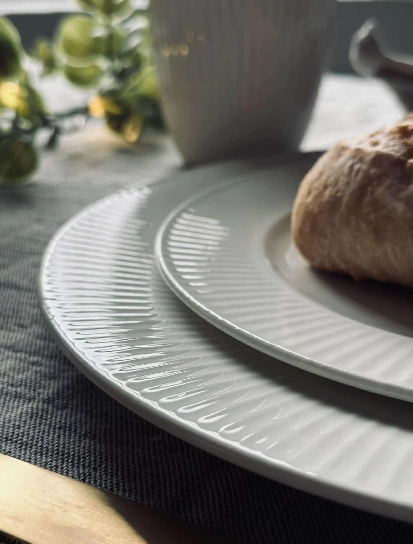 VIAMAJA Krus, Kopper Og Glas|Porcelæn Og Stentøj<Riflet porcelæn til 4 personer - 16 dele
