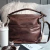VIAMAJA Cross Body<Rummelig skuldertaske i flot skindkvalitet - Brandy