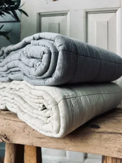 VIAMAJA Tæpper Og Puder|Sengetæppe<Sengetæppe STONE-WASHED Quilt – Nordic grey