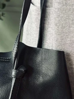 VIAMAJA Skuldertasker|Shoppere<Shopper Eksklusiv Black